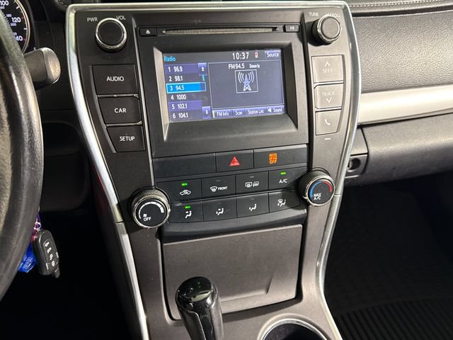 Used 2016 Toyota Camry SE FWD image 29