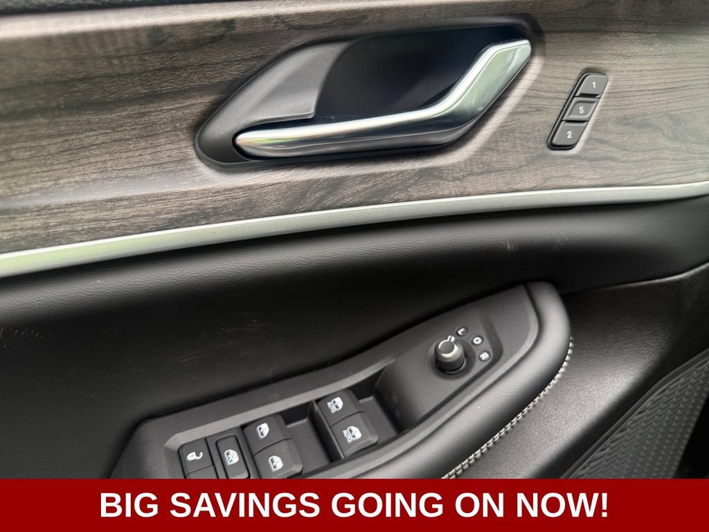 New 2027 Jeep Grand Cherokee L Limited w/ Limited Altitude Package AWD/4WD image 19