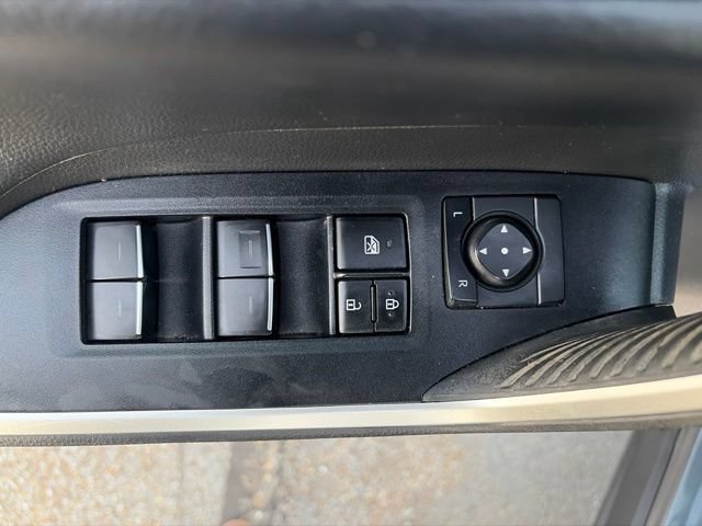 Used 2024 Toyota RAV4 XSE AWD/4WD image 17