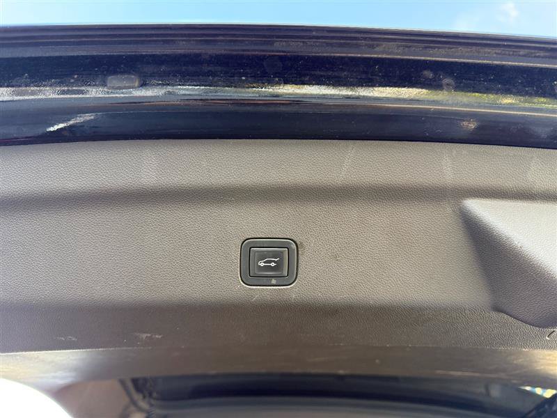 Used 2021 GMC Yukon SLT AWD/4WD image 22