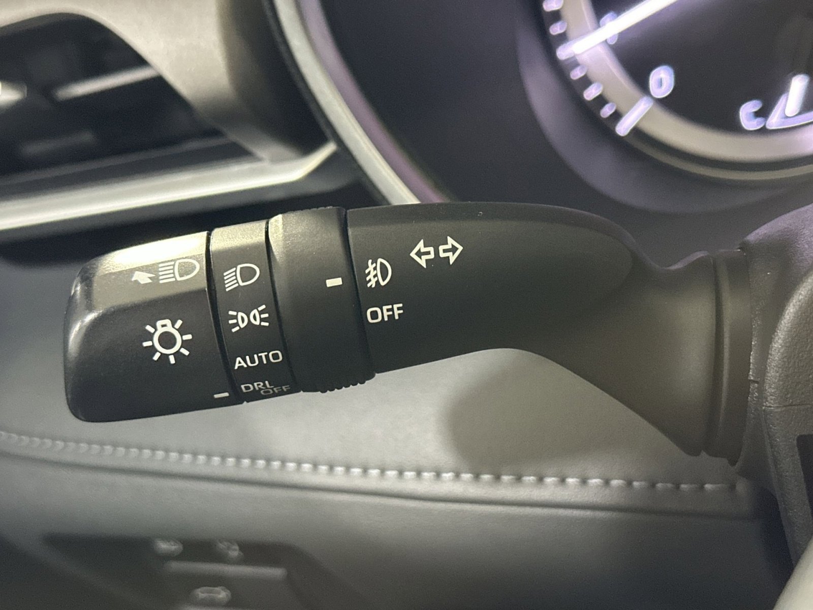 Used 2023 Toyota Highlander XLE image 29