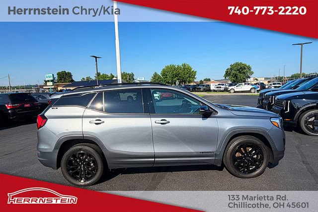 Used 2020 GMC Terrain SLE w/ Driver Convenience Package AWD/4WD image 25