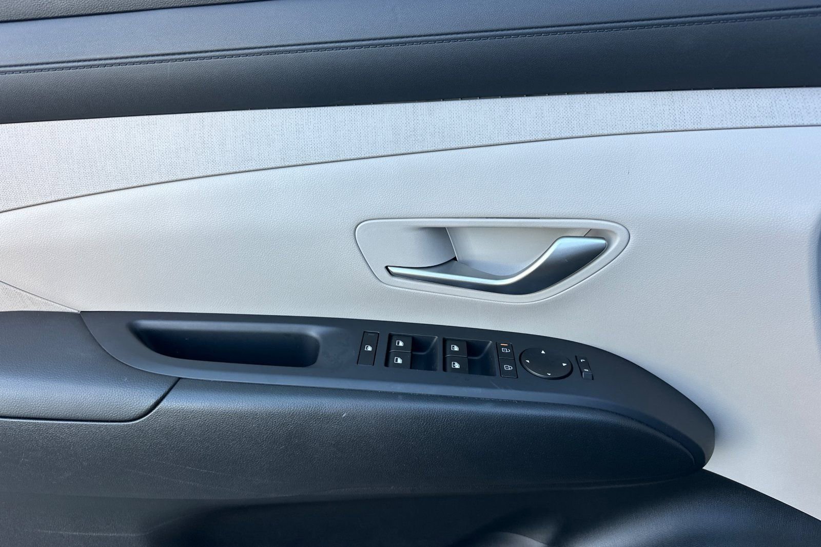 Certified 2025 Hyundai Tucson SEL image 11