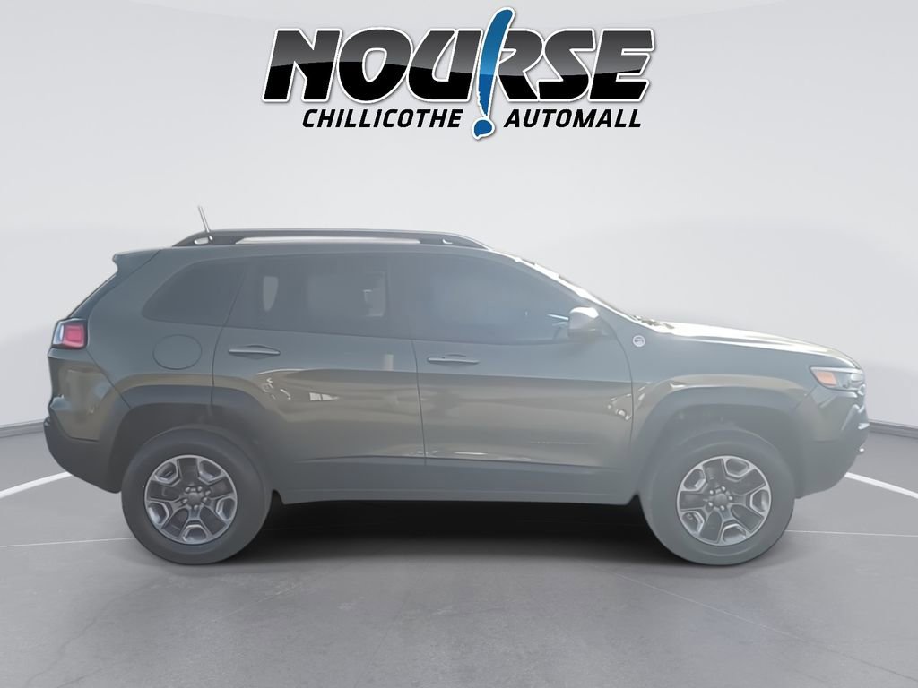 Used 2019 Jeep Cherokee Trailhawk image 9