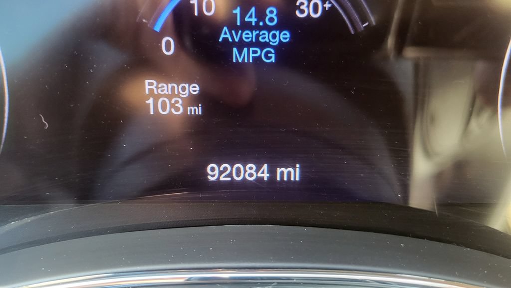 Used 2018 Jeep Grand Cherokee Laredo AWD/4WD image 31