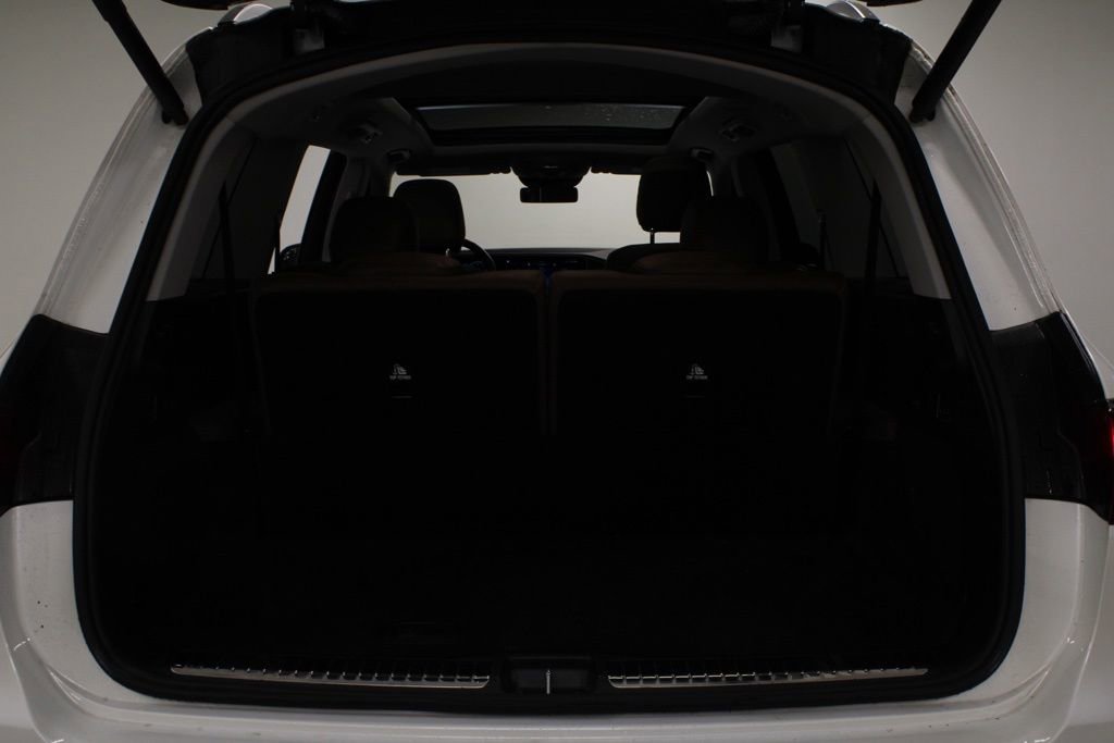 Used 2024 Mercedes-Benz GLS 450 4MATIC image 43