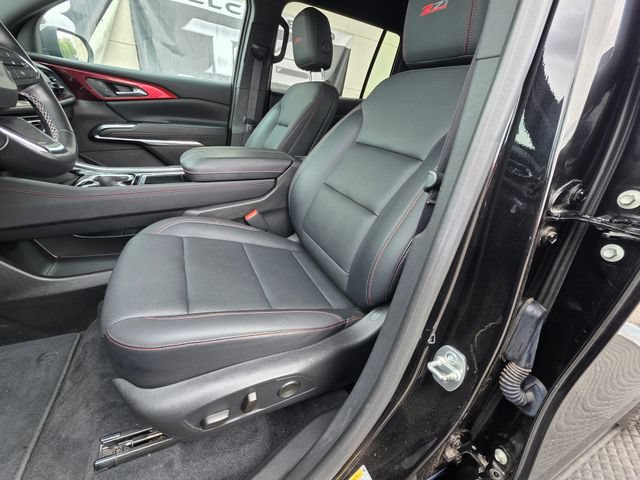 Used 2025 Chevrolet Traverse Z71 AWD/4WD image 31