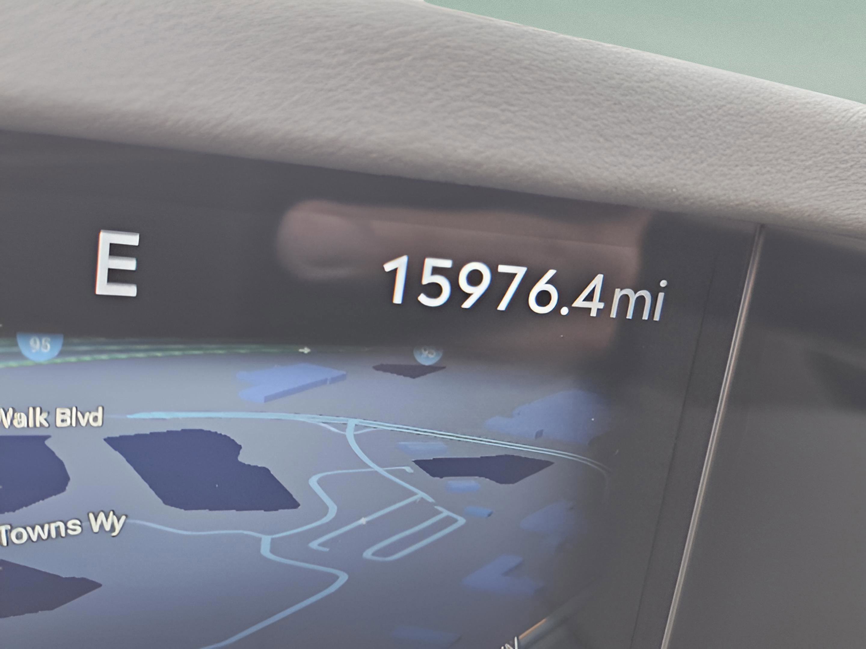 Used 2024 Lincoln Nautilus Premier image 35