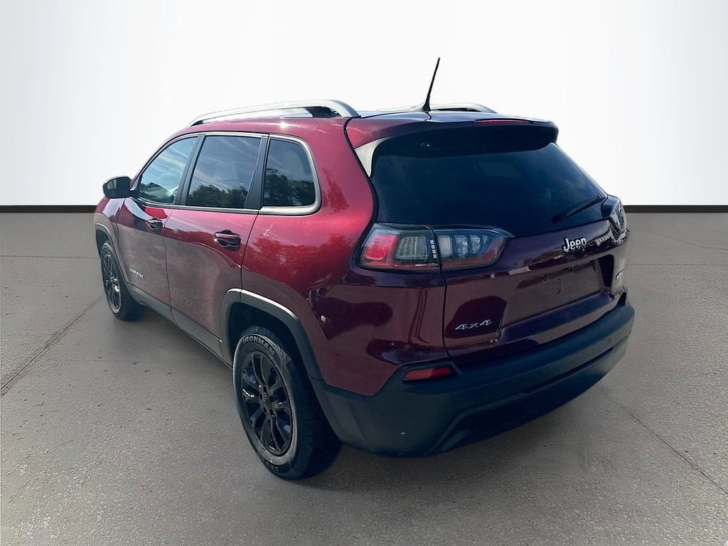 Used 2020 Jeep Cherokee Latitude w/ Cold Weather Group AWD/4WD image 5
