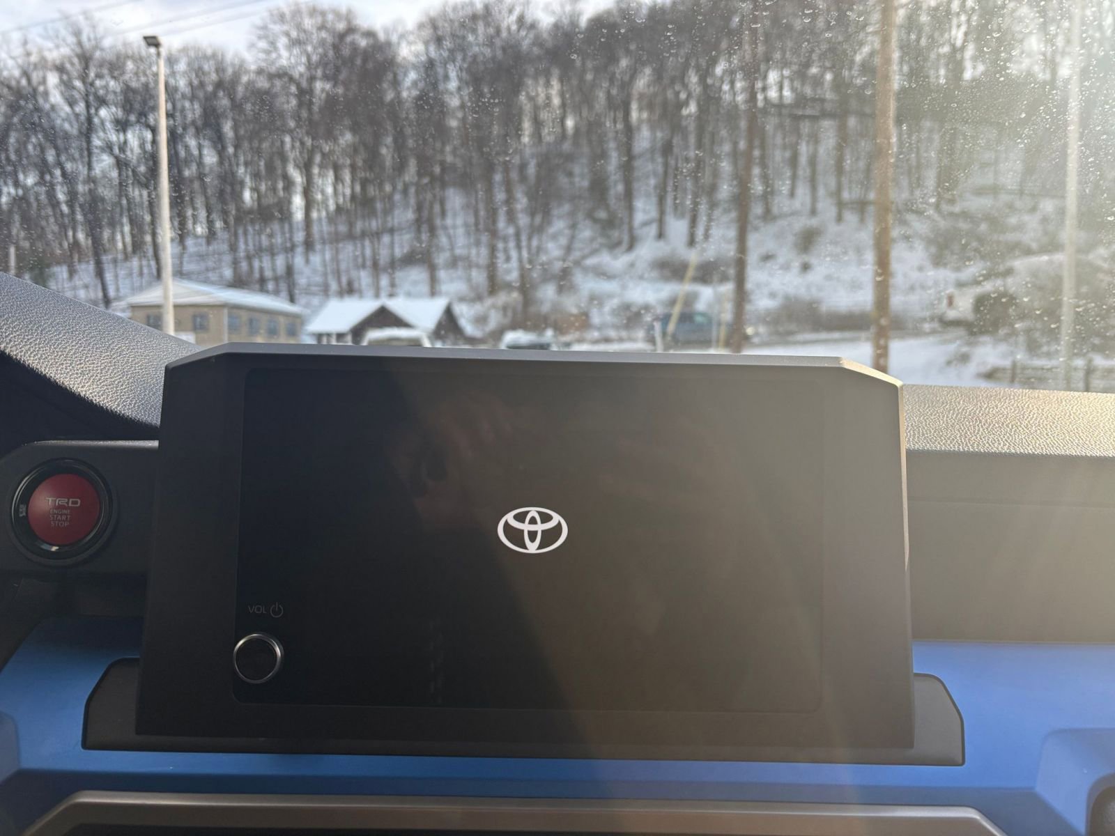 Used 2025 Toyota Tacoma TRD Off-Road image 21