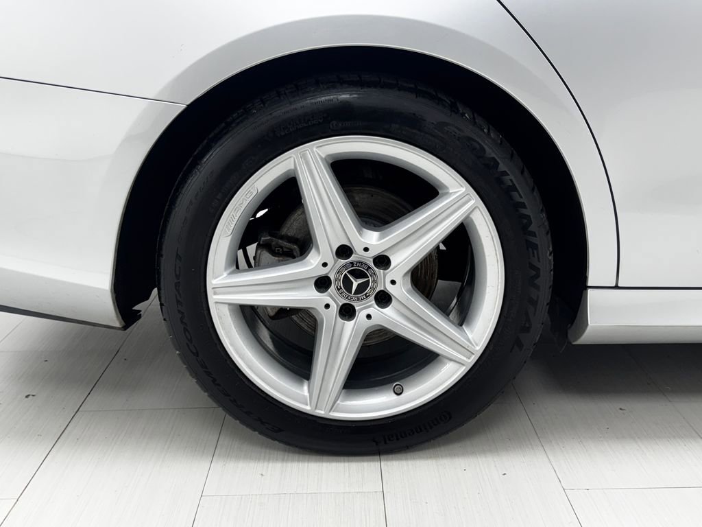 Used 2018 Mercedes-Benz E 300 4MATIC image 49