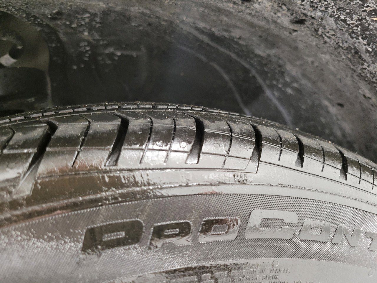 Used 2025 Chevrolet Trax RS w/ Sunroof Package image 4