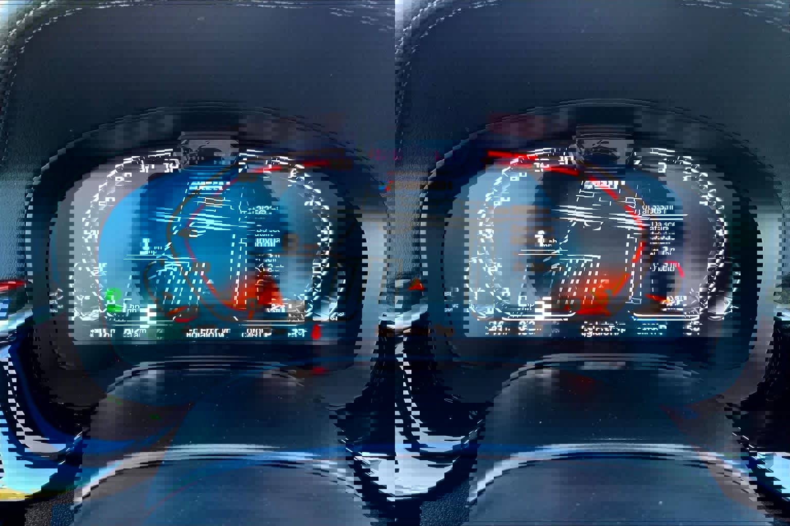 Used 2023 BMW M550i xDrive w/ Executive Package image 26