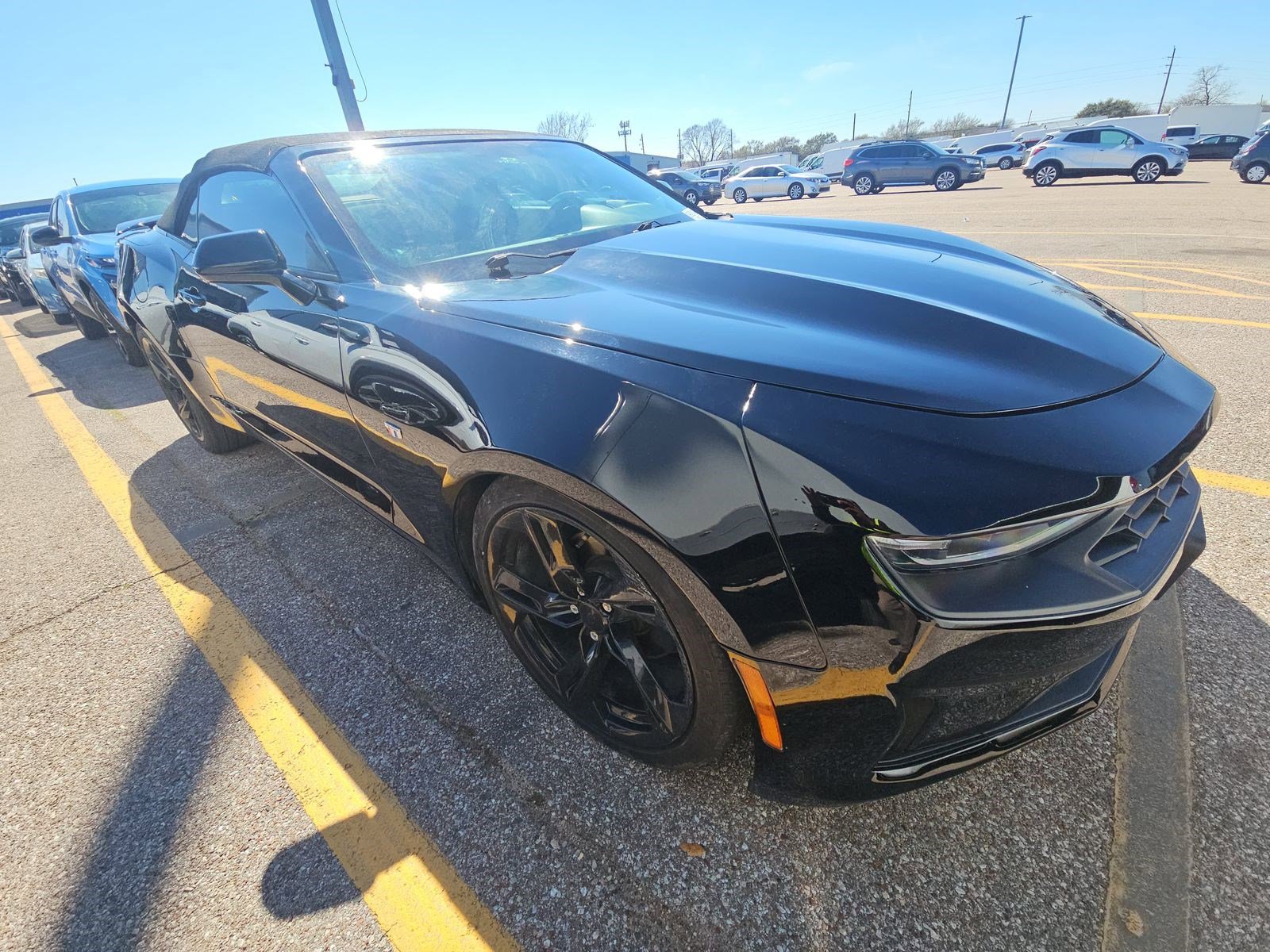 Used 2020 Chevrolet Camaro LT image 4
