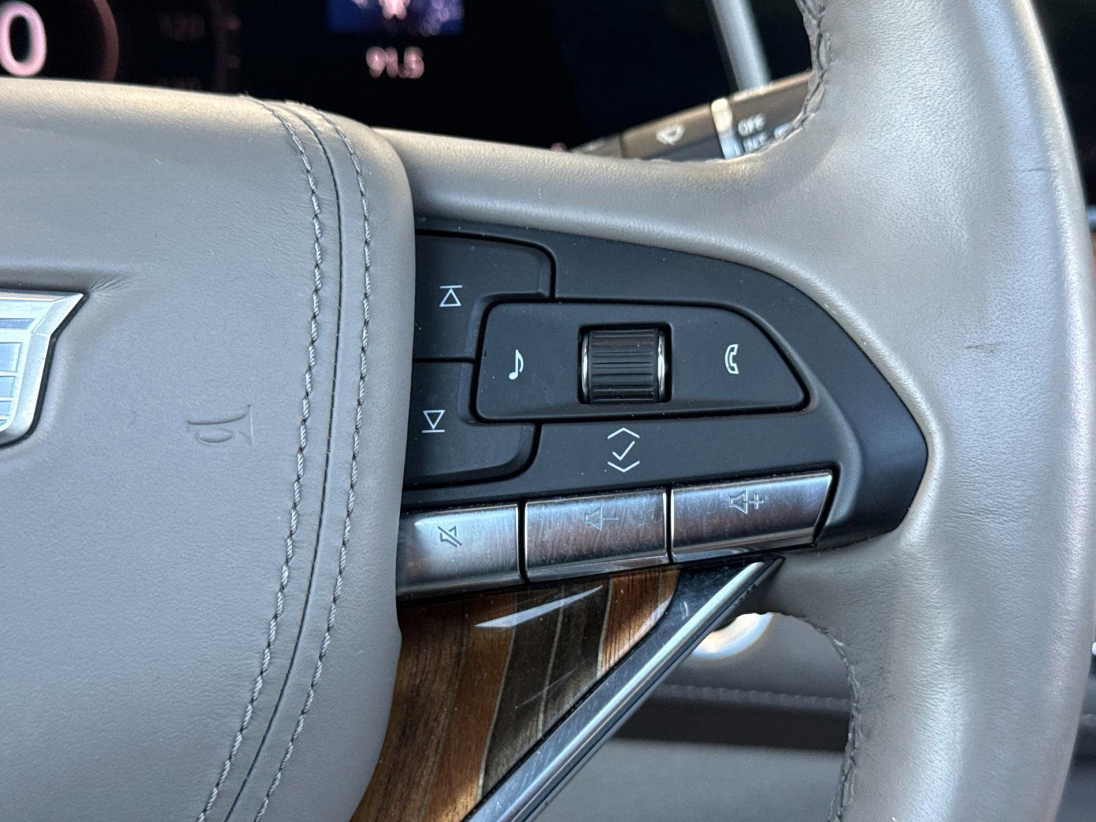 Used 2021 Cadillac Escalade Sport Platinum image 29