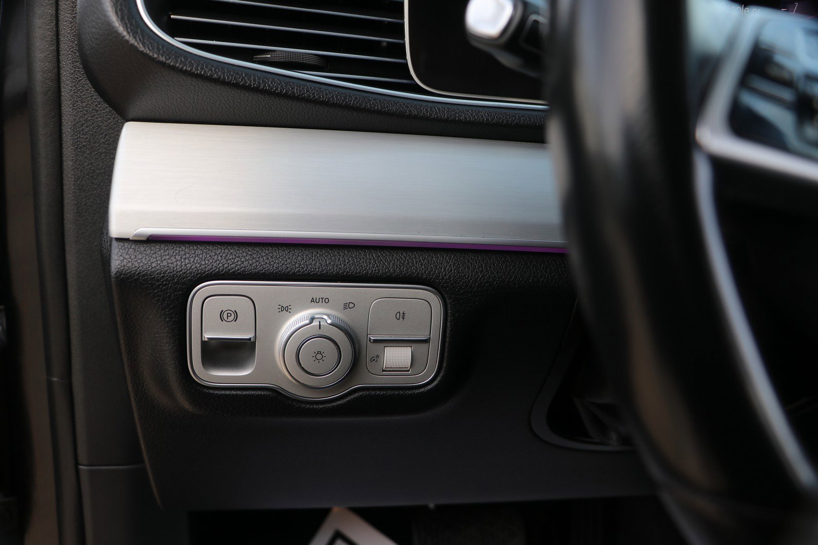 Used 2024 Mercedes-Benz GLE 350 4MATIC image 12