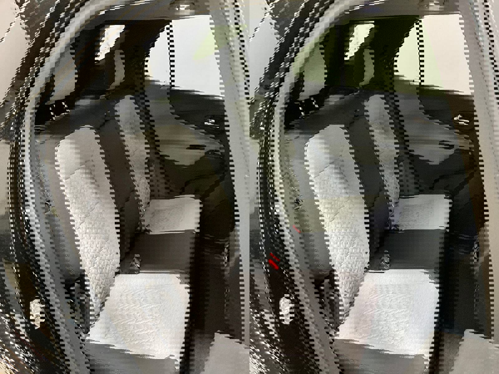 Used 2023 Chevrolet Equinox LT image 22