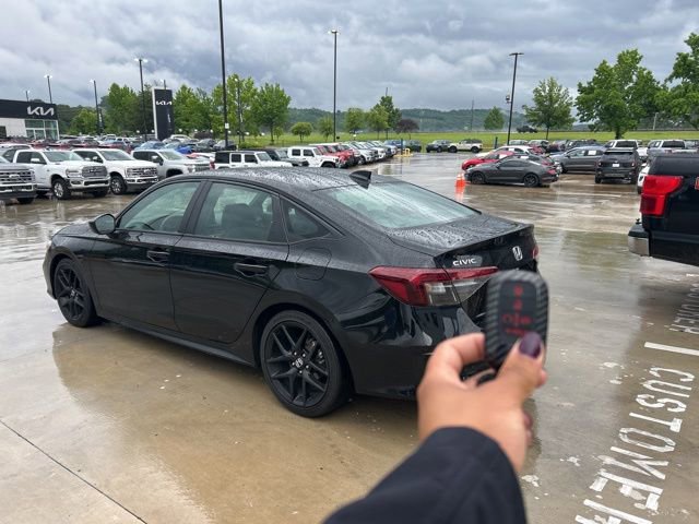 Used 2025 Honda Civic Sport image 7