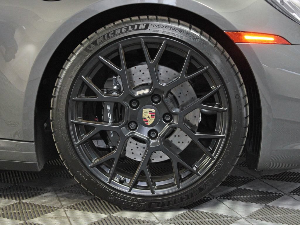 Certified 2024 Porsche 911 Targa 4S w/ Premium Package AWD/4WD image 21