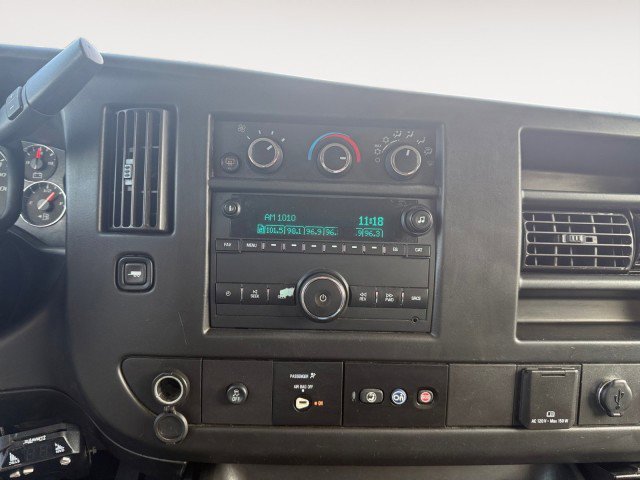 Used 2017 Chevrolet Express 3500 LT w/ LT Preferred Equipment Group image 6