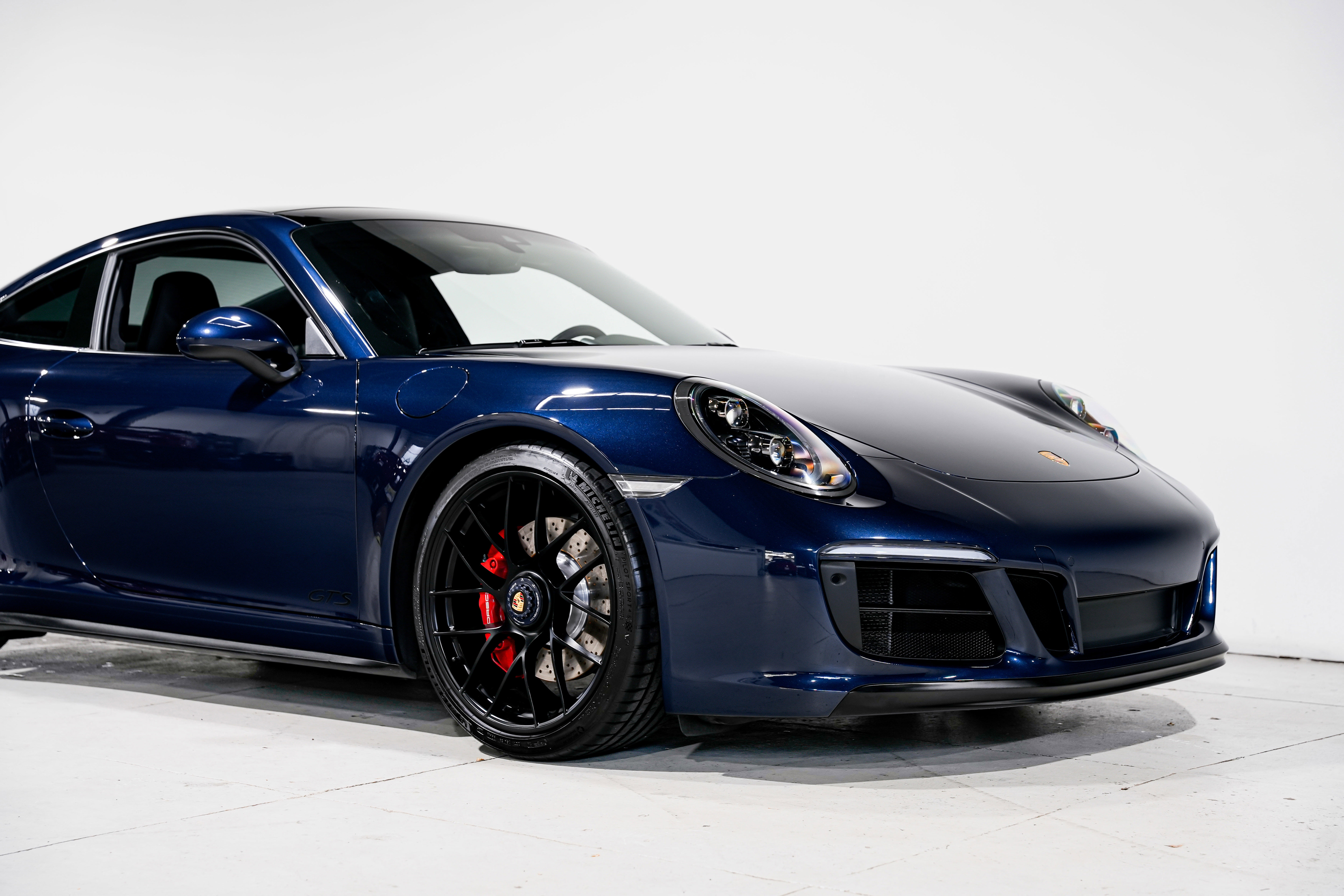 Used 2019 Porsche 911 Carrera GTS RWD image 45