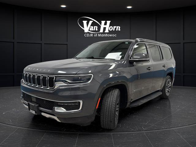 Used 2022 Jeep Wagoneer Series III AWD/4WD image 3