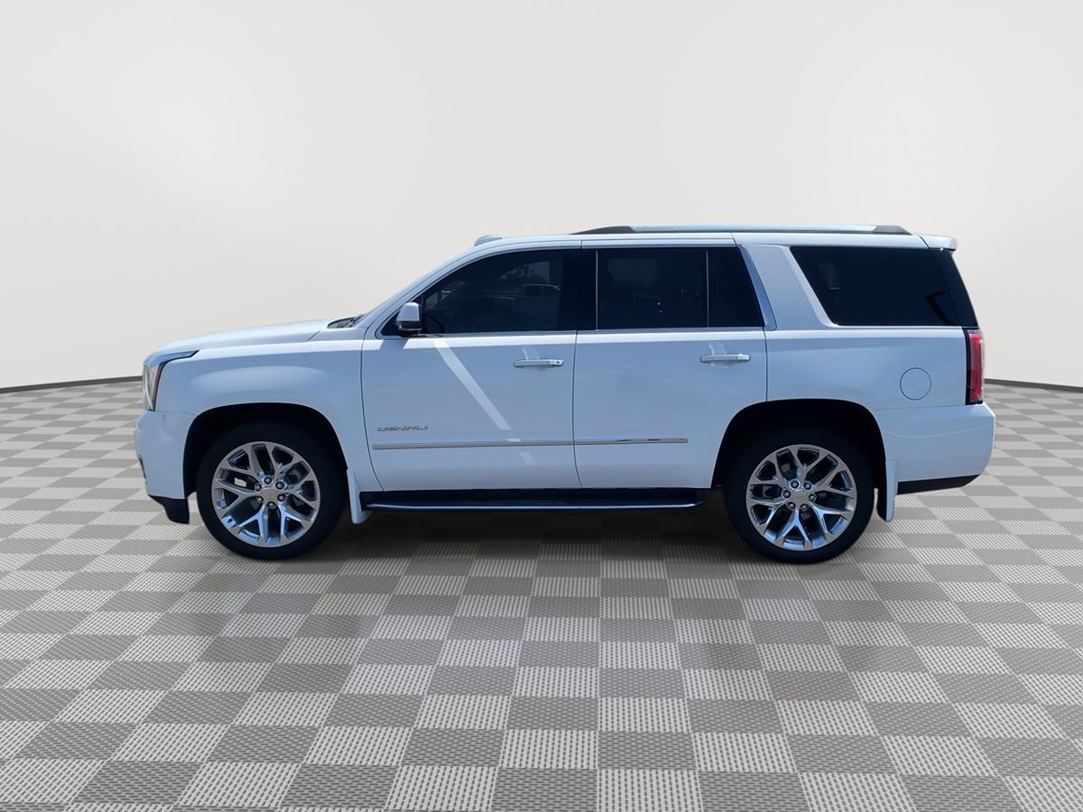 Used 2017 GMC Yukon Denali AWD/4WD image 4