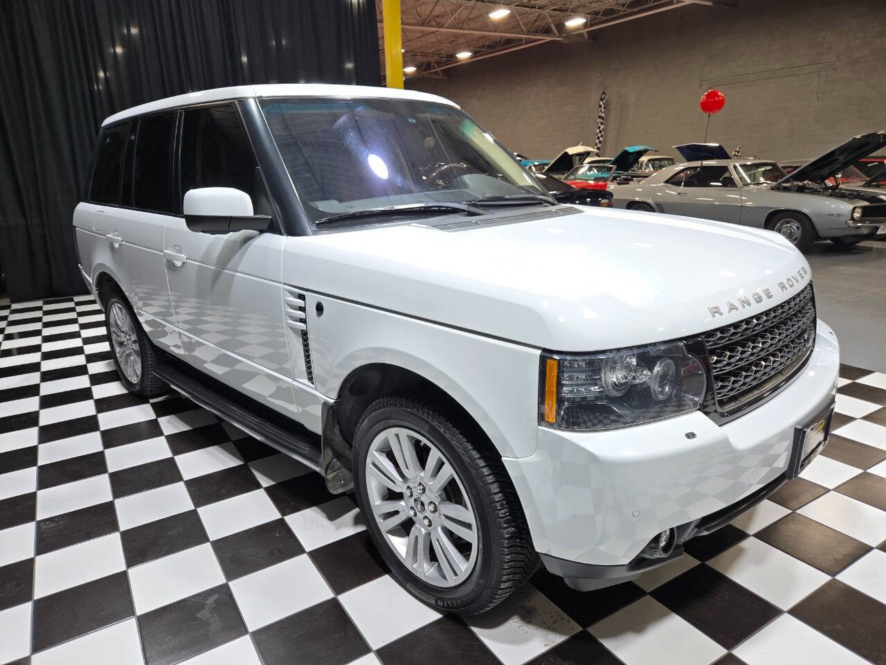 Used 2012 Land Rover Range Rover HSE LUX image 34