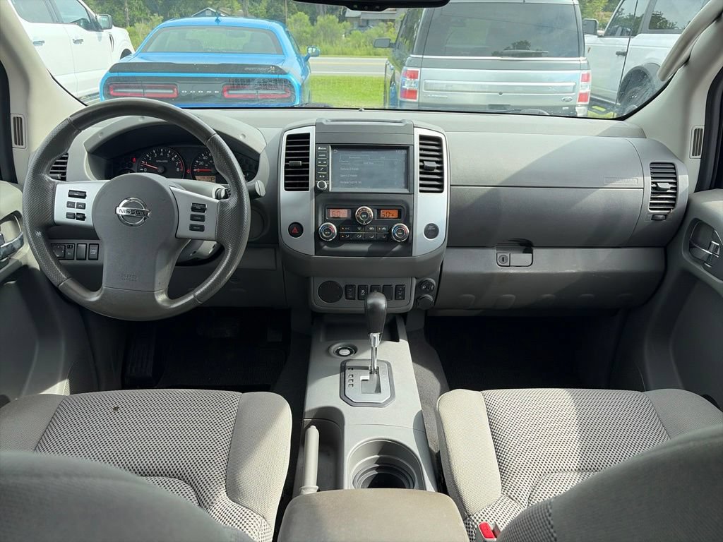 Used 2021 Nissan Frontier SV RWD image 14