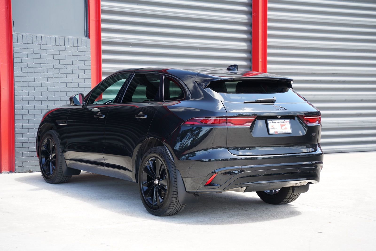 Used 2026 Jaguar F-PACE R-Dynamic S image 8
