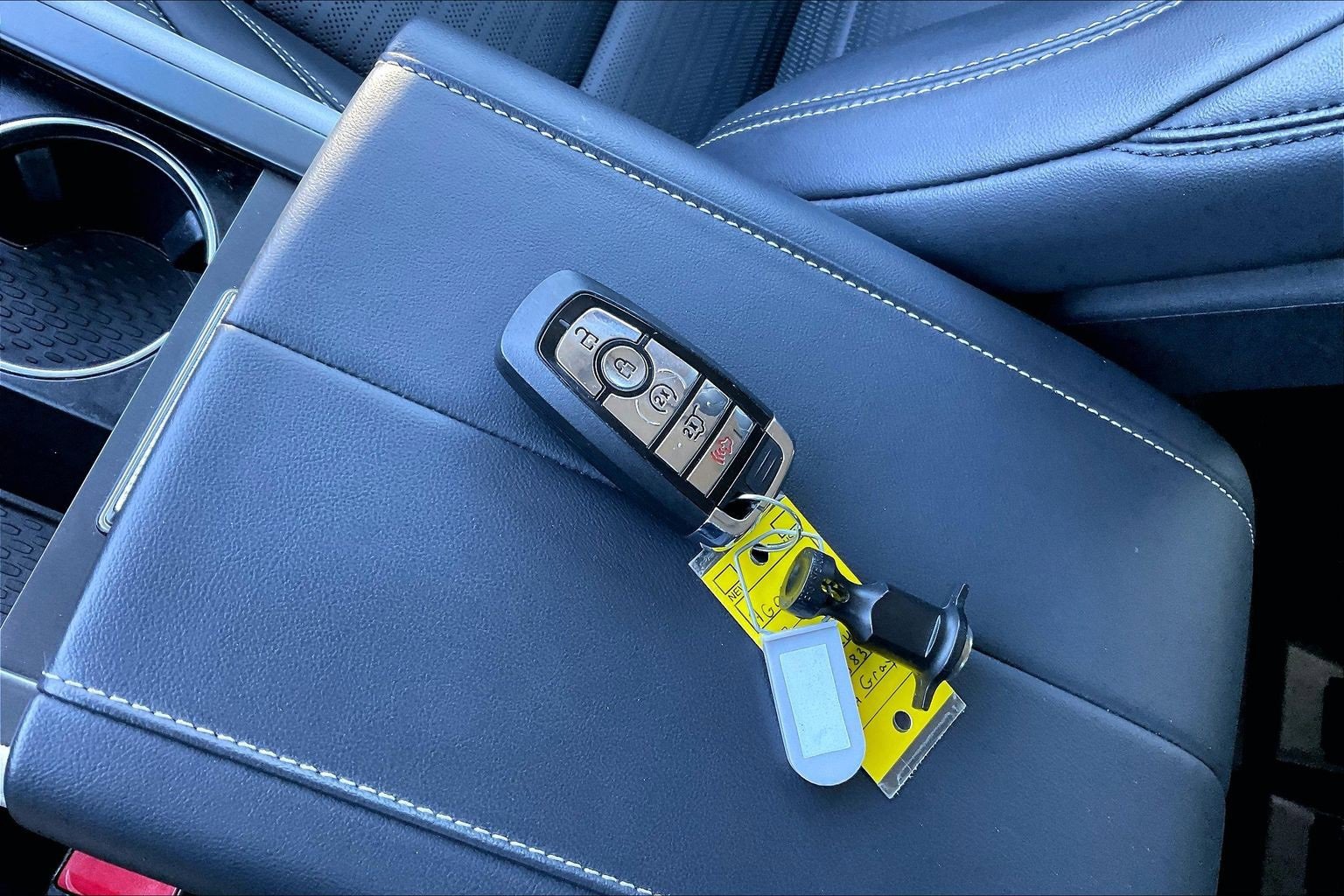 Used 2024 Lincoln Nautilus Reserve w/ Equipment Group 202A image 35