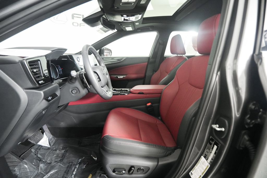 Used 2025 Lexus NX 250 FWD w/ Accessory Package (2T) image 9