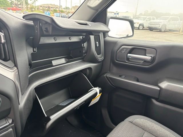 New 2026 Chevrolet Silverado 1500 Custom image 25