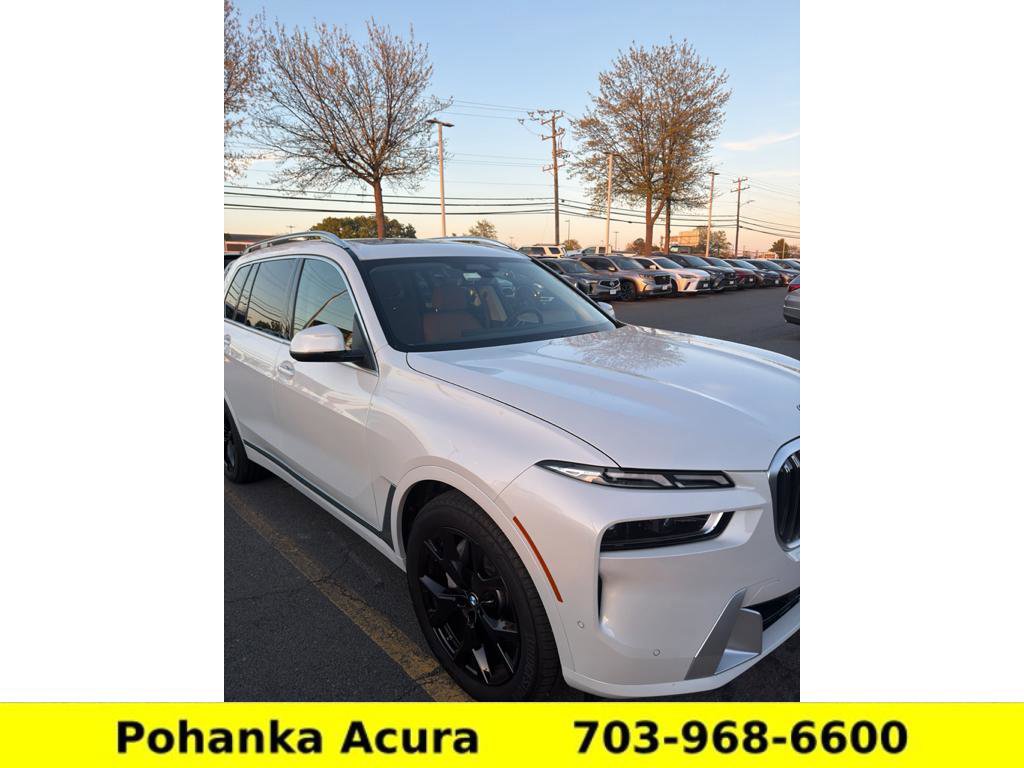 Used 2026 BMW X7 xDrive40i image 2