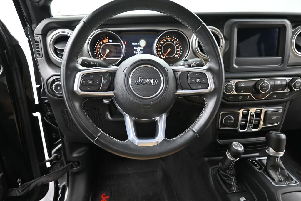 Used 2021 Jeep Wrangler Unlimited Sahara AWD/4WD image 12