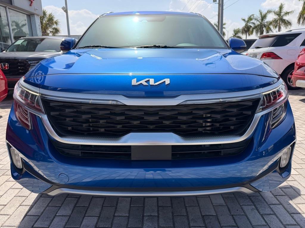 Used 2022 Kia Seltos SX AWD/4WD image 2