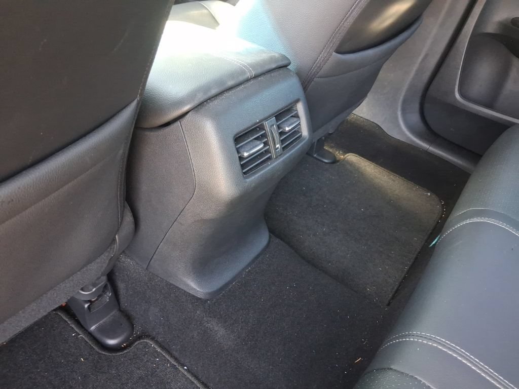 Used 2017 Honda Accord EX-L image 23