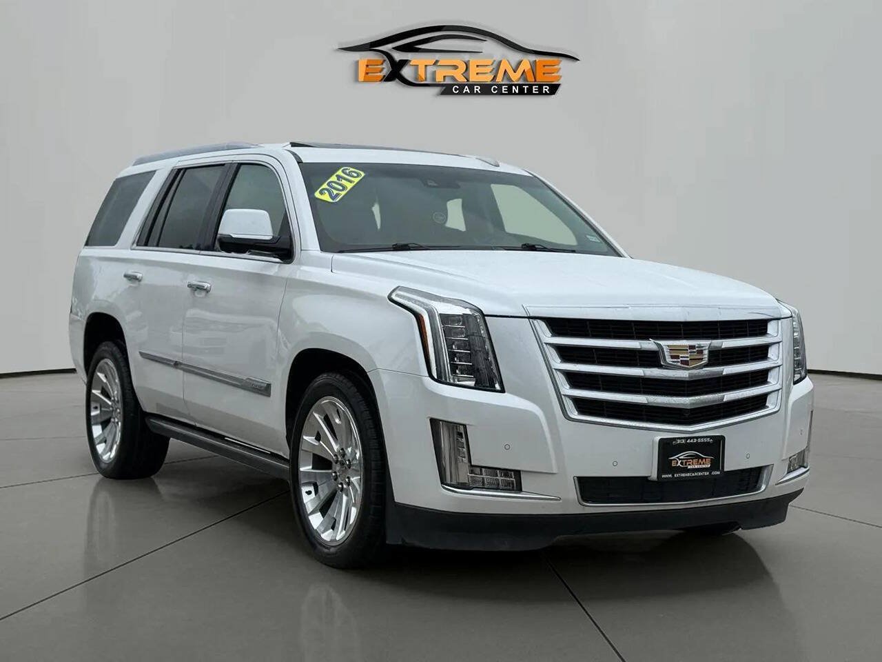 Used 2016 Cadillac Escalade Premium AWD/4WD image 8