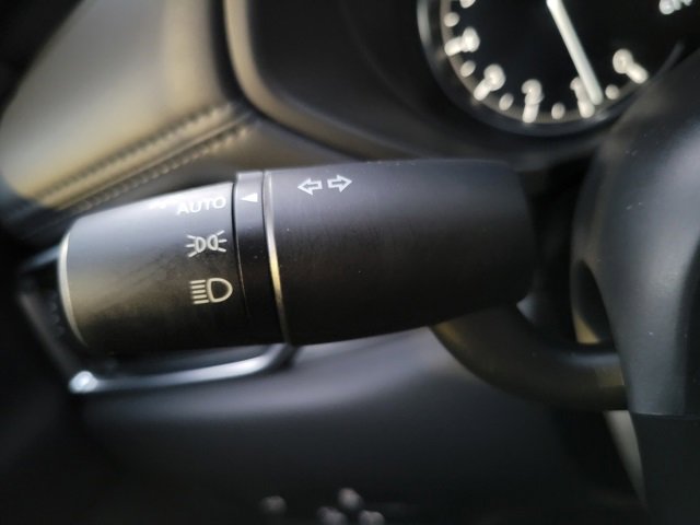 Used 2023 MAZDA CX-5 Signature image 32