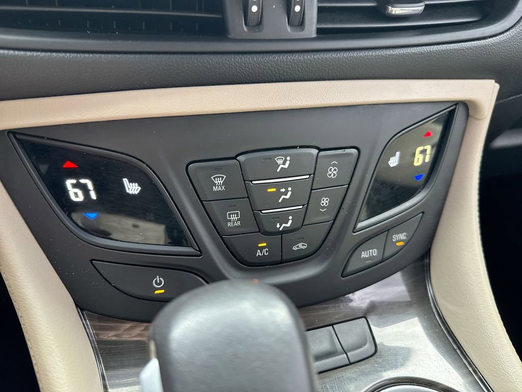 Used 2019 Buick Envision Preferred image 16