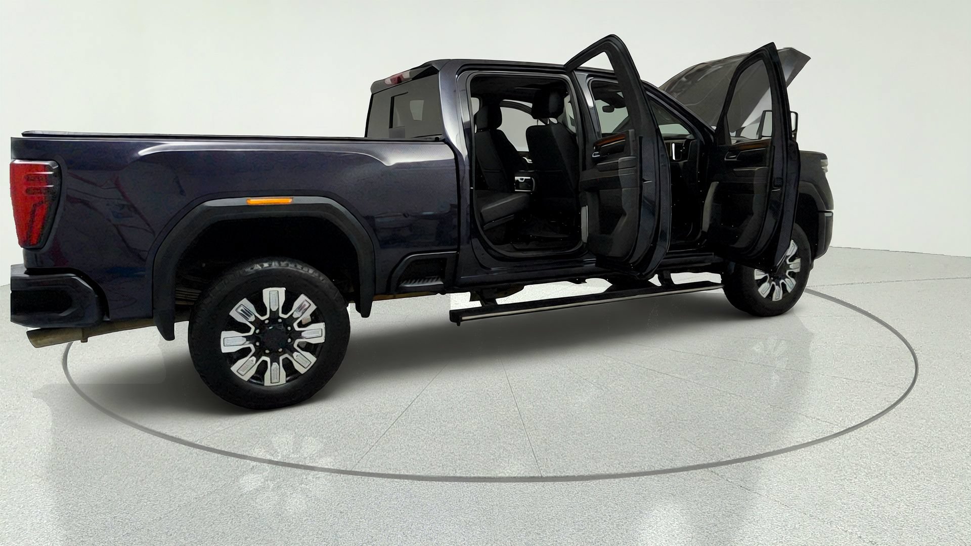 Used 2024 GMC Sierra 3500 Denali w/ Denali Reserve Package AWD/4WD image 13