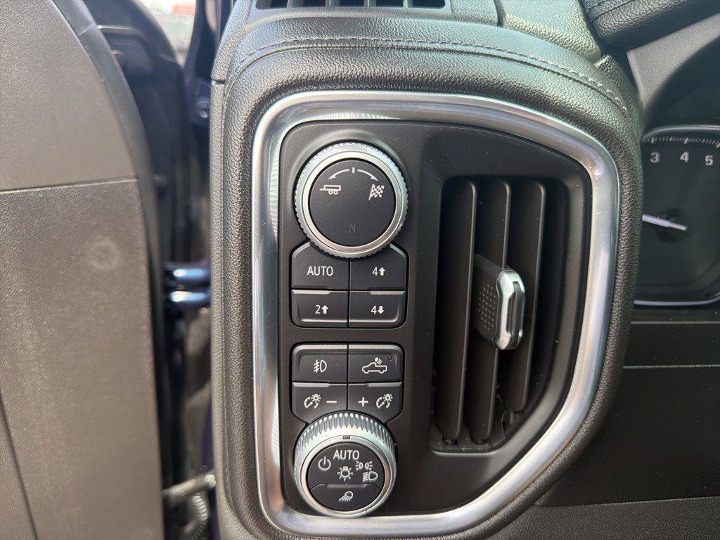 Used 2019 GMC Sierra 1500 SLT AWD/4WD image 52