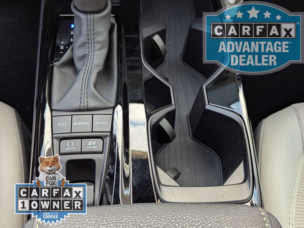 Used 2025 Toyota Camry XLE w/ Premium Package FWD image 10