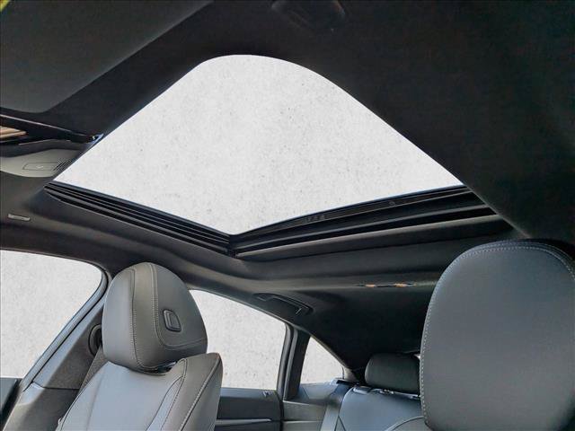 Used 2026 BMW i4 xDrive40i w/ M Sport Package AWD/4WD image 15