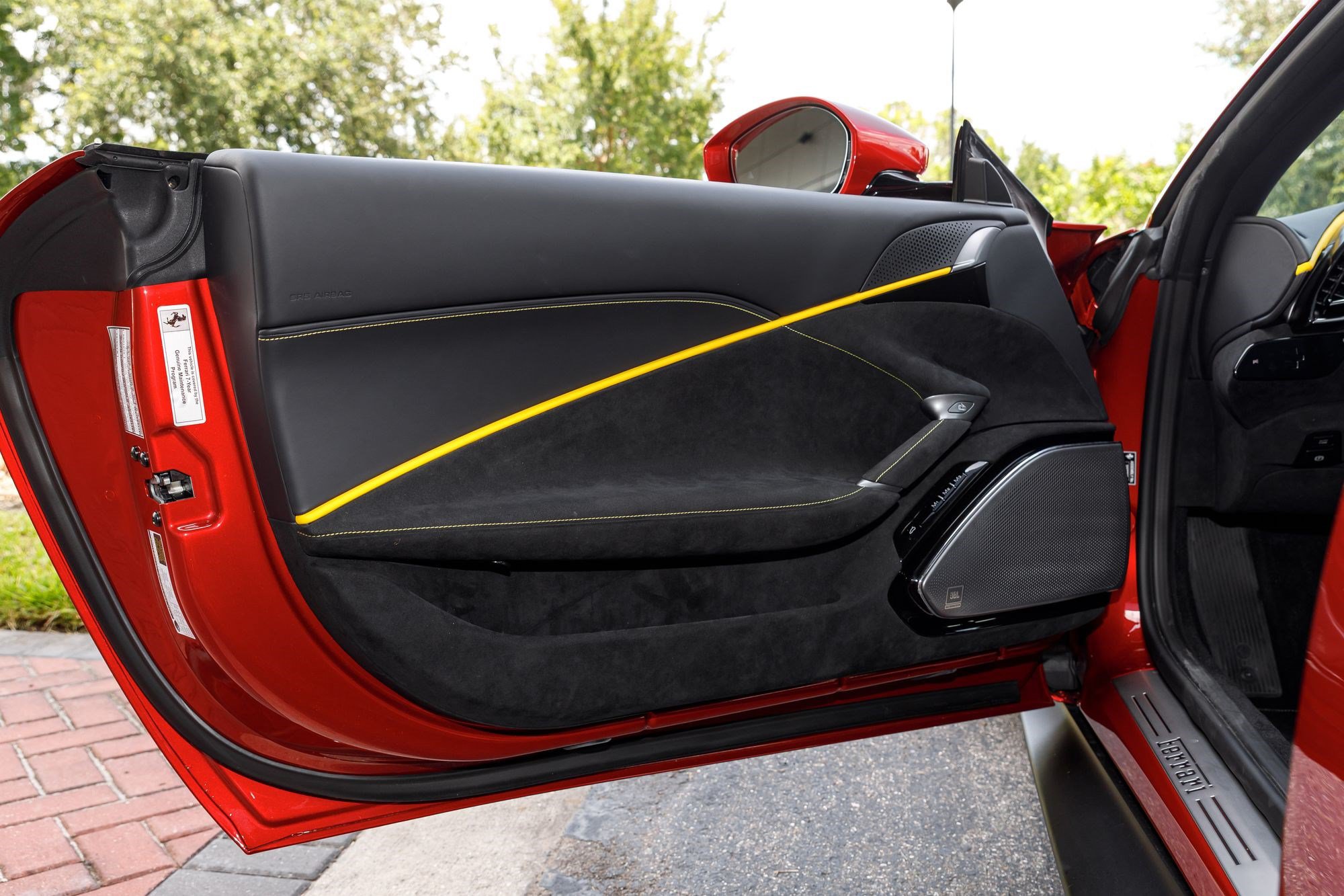 Used 2025 Ferrari Roma Spider RWD image 26