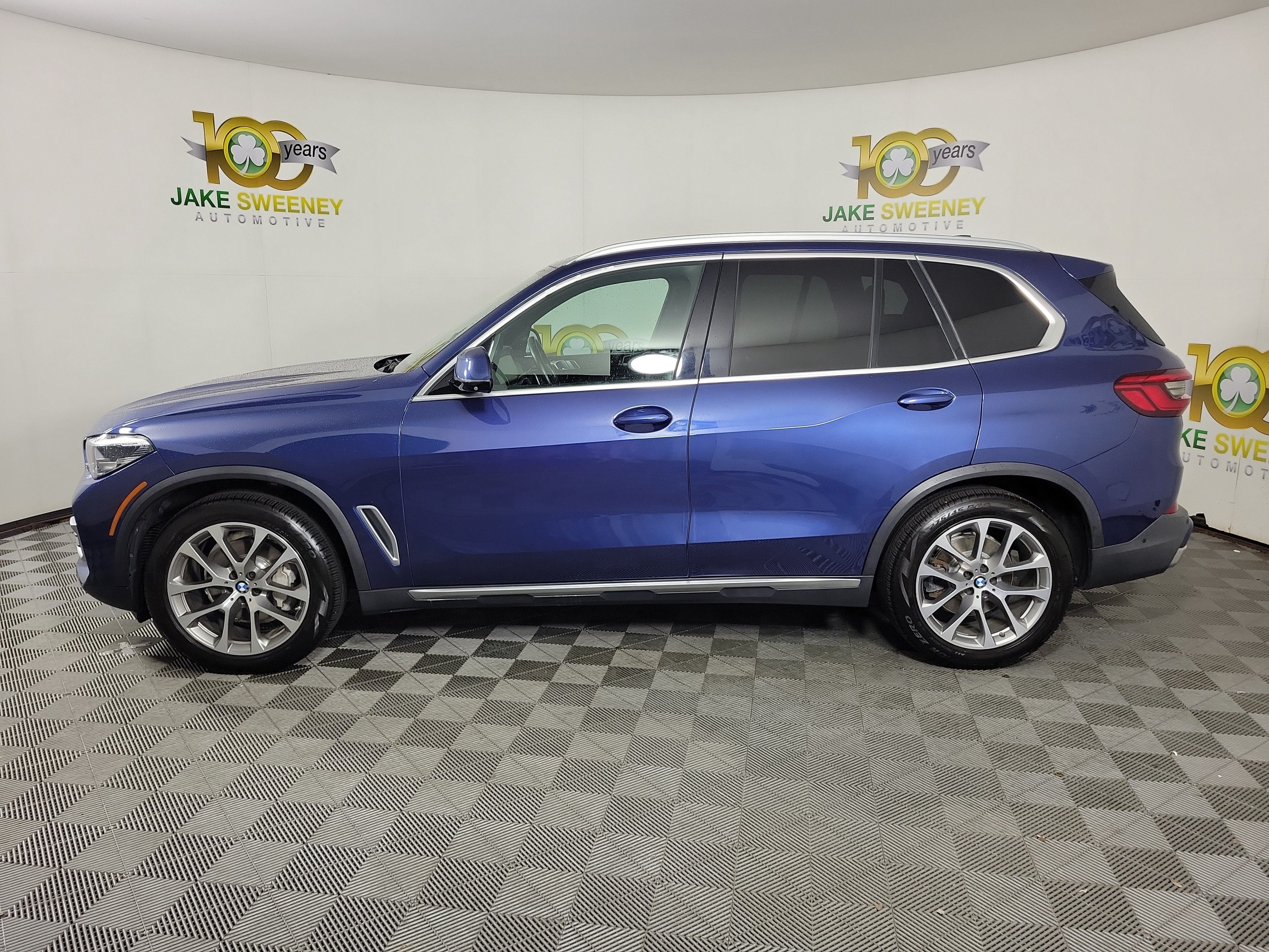 Used 2020 BMW X5 xDrive40i w/ Convenience Package AWD/4WD image 4