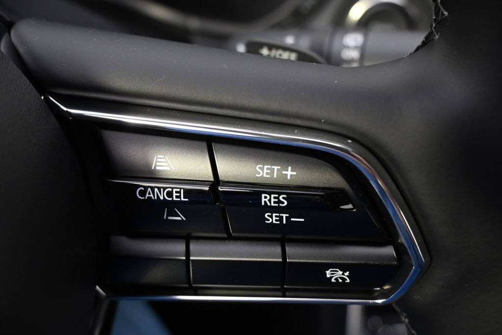 Used 2026 MAZDA CX-90 Plug-In Hybrid w/ Preferred AWD/4WD image 35