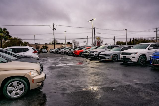 Used 2023 Nissan Armada Platinum w/ Captain's Chairs Package RWD image 16
