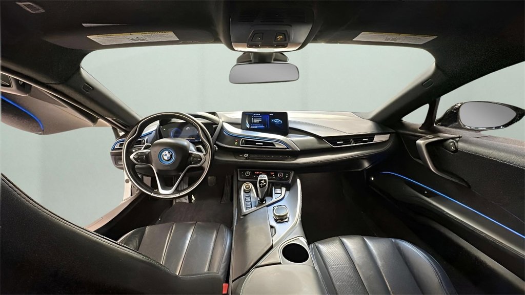 Used 2016 BMW i8 image 12
