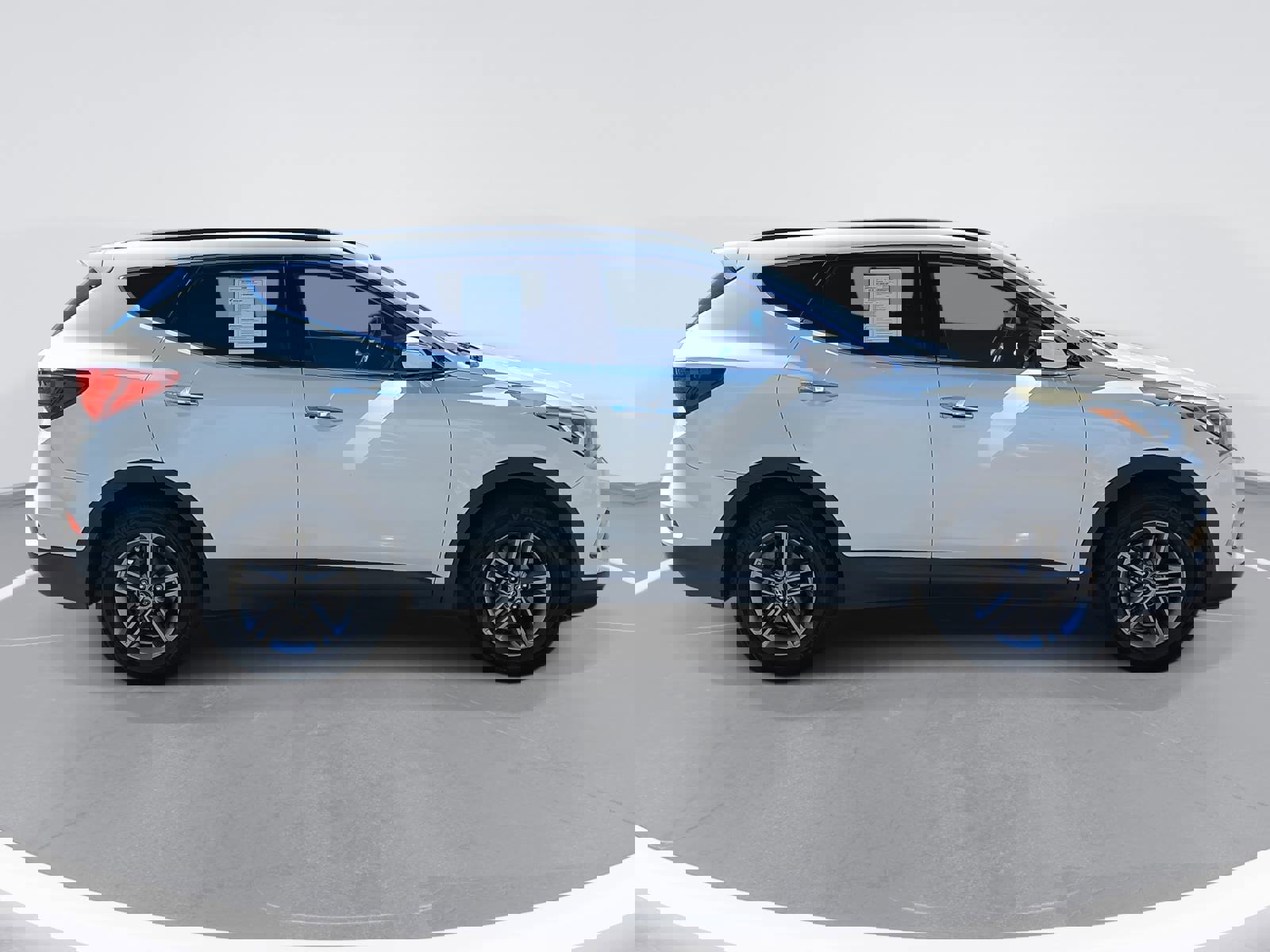 Used 2018 Hyundai Santa Fe Sport w/ 2.4L Value Package 02 image 4